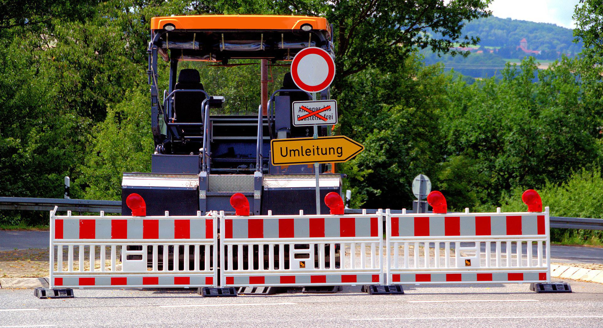Kanalsanierungsarbeiten im Bereich Klingensteiner Straße  vom 08.12.2023 bis Ende April 2024
